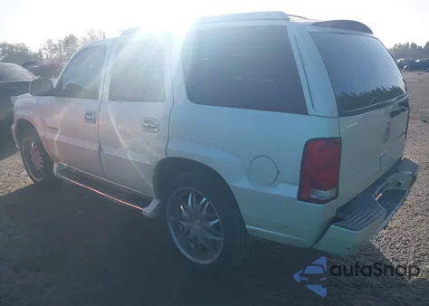 2004 Cadillac Escalade Standard z USA, uszkodzony, nr VIN 1GYEK63N54R217727